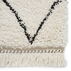 White/Black Rug, Easy to Clean Shaggy Rug, Chequered Rug, Moroccan Kilim Rug for LivingRoom, & DiningRoom-160cm X 230cm