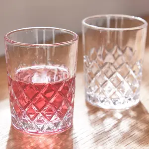 Set of 2 Vintage Luxury Style Diamond Cut Drinking Short Tumbler Glasses