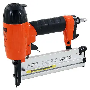 2-in-1 Combination Air Nail / Staple Gun (CT0058)