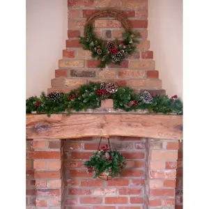 Frosted Berry 16" Grapevine Wreath