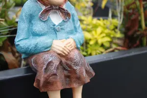 Sitting Grandmother Garden Ornament