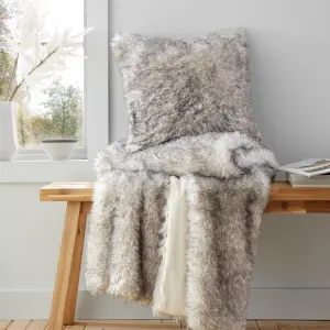 Catherine Lansfield Arctic Fox Cosy Faux Fur 45x45 cm Cushion Grey