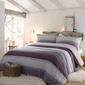 Betley Brushed Cotton Striped Duvet Cover Set with Pillowcases Plum / Kingsize - 2 Standard Pillowcases