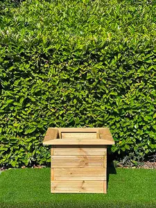 Tree Planter - Redwood - L67 x W67 x H55 cm