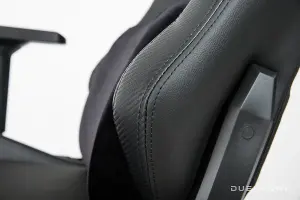 Duelhawk Carbon Black PU Leather Gaming Chair