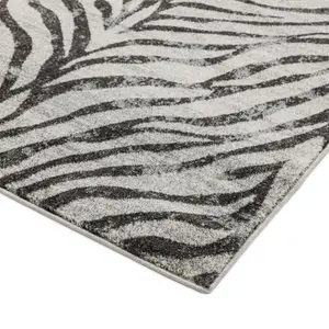 Grey Abstract Modern Easy to Clean Animal Rug For Dining Room -120cm X 170cm