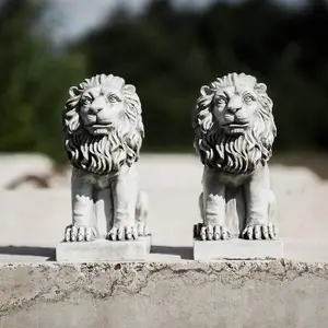 Pack of 2 Resin Lion Indoor Outdoor Patio Ornament Décor Statue Animal Figurine Waterproof