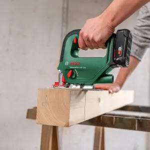 Bosch Li-ion 18V Cordless Jigsaw (1 x 2.5Ah) - UniversalSaw 18V-100