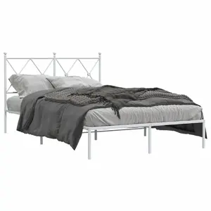 Berkfield Metal Bed Frame without Mattress with Headboard White 120x200cm