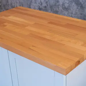 Solid Beech Worktop 2m x 620mm x 27mm - Premium Solid Wood Kitchen Countertop - Real Beech Timber Stave Worktops.