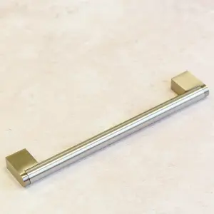 192/220mm Brushed Nickel Boss Bar Handle