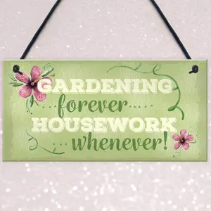 Red Ocean Gardening Forever Hanging Plaque SummerHouse Sign Garden Shed Mum Nan Beautiful Home Gift