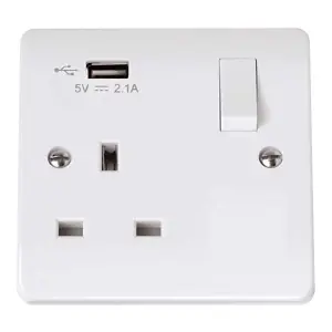 Click Scolmore Single Switched Plug Socket with USB-A 13A 1 Gang White - CMA771U