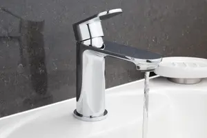 Designer Bathroom Basin Sink Mono Mixer Tap with Click Clack Pop-Up Waste Plug Modern (Chrome)