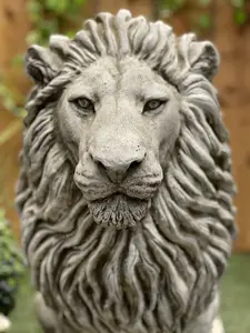 Large Sitting Regal Lion Statue for Garden