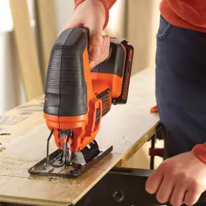 Black+Decker Li-ion POWERCONNECT 18V Cordless Jigsaw (1 x 1.5Ah) - BDCJS18C13-GB