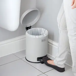 BLACK+DECKER 61339 5L Grey Dome Shaped Pedal Bin With Soft Close Lid