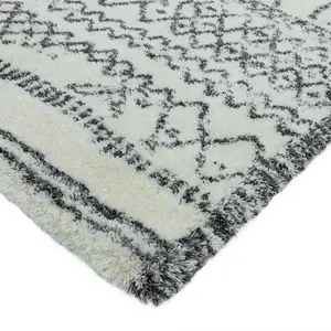 Cream Grey Geometric Luxurious Modern Shaggy Easy To Clean Dining Room Rug-200cm X 290cm