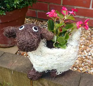 Rattan Sheep Flower Garden Planter