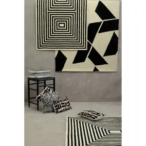 Bosie By Premier Milana Large Geometric Rug