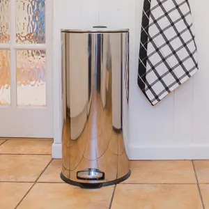 Stainless Steel Step On Waste Bin - 30L Chrome