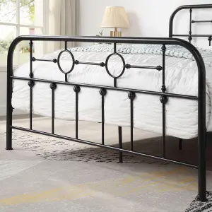 Ware Victorian Industrial Design Black Metal Bed Frame - Double / King