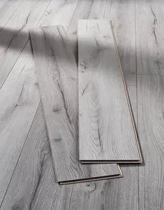 Swiss Krono Advanced - Century Oak Grey 8mm Laminate Flooring. 2.13m² Pack