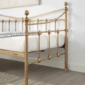 Newnham Classic Victorian Style Living Room Bedroom Antique Brass Metal Day Bed Frame