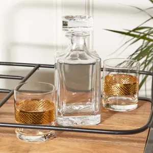 Traditional Glass Wine Decanter Christmas Glassware Spirit Whisky Decanter with Weighted Stopper and Two Stag Tumbler