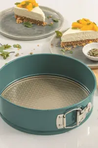 Prestige Nadiya Teal Round Carbon Steel Dishwasher Safe Non-Stick Springform Bakeware Cake Tin 9"