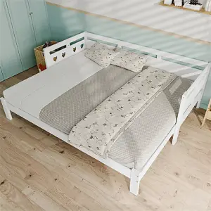 Daybed Cabin Bed Wooden 3FT Single Sofa Guest Bed, Pull out Trundle Wooden Bed Heart for Living Room and Bedroom