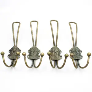 Oakcrafts - Ornate Green Man Style Hat & Coat Triple Hook in Antique Brass - Pack of 4 Hooks