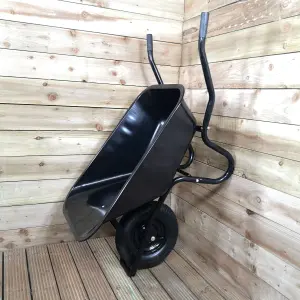 90 Litre 150kg Capacity Heavy Duty Outdoor Galvanised Pneumatic Metal Garden Wheelbarrow in Black