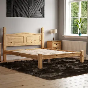 Vida Designs Corona 5ft King Size Solid Wood Bed Frame Distressed Waxed Pine, Low Foot End, 200 x 150cm