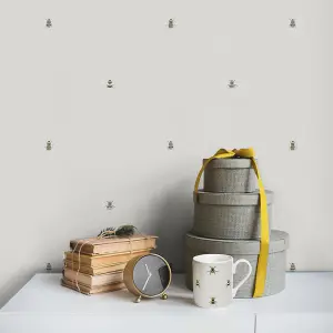 Sophie Allport Natural Bees Pearl effect Embossed Wallpaper