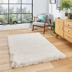 Beige Shaggy Plain Modern Easy to Clean Polyester Rug for Living Room and Bedroom-150cm X 230cm