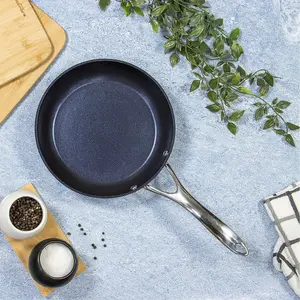 Blackmoor 67429 Ovenproof Blue Pro 26cm Frying Pan