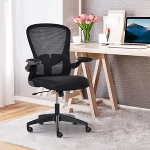 Vinsetto Mesh Home Office Chair Swivel Task Chair w/ Lumbar Support, Arm, Black