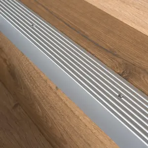 Anodised aluminium anti non slip stair edge nosing trim 900mm x 65mm x 42mm a32 silver