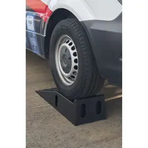 Sealey Car Ramps 1.5 Tonne Capacity per Ramp 3 Tonne Capacity per Pair CAR3000C