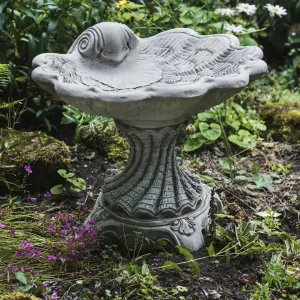 Beautifully Detailed Spiral Design Birdbath