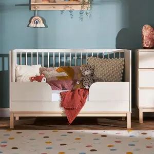 Astrid Cot Bed Cream