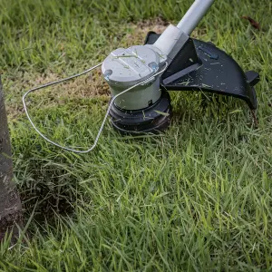 Bosch Professional GFR 18V-23 18V Cordless Brushcutter & line trimmer - Bare