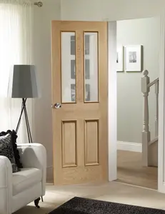 Internal Malton Oak Clear Bevelled Glass and Raised Mouldings Door 1981 x 686 x 35mm (27")