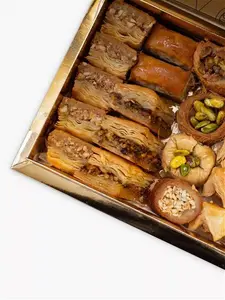 Sweetland Baklava Selection Box, 850G