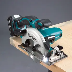 MAKITA DSS501Z 18v Circular saw 136mm blade