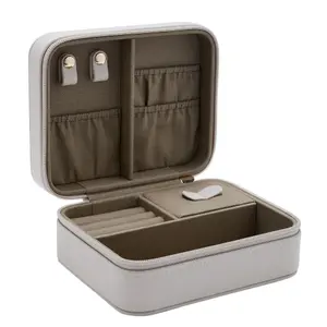 Cream Oblong Jewellery Box with Zip