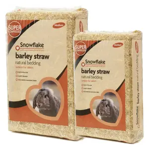 3kg (2 Bags) Soft Flake Barley Straw Medium Animal Bedding For Rabbit & Tortoise