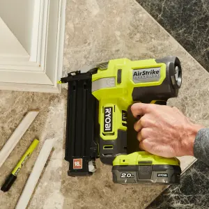 Ryobi 18V 50mm 1 x 4Ah Li-ion One+ Cordless Straight Nail gun