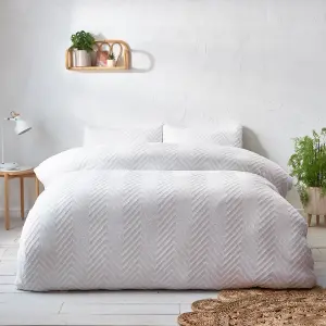 Yard White Chevron Tuft Double Cotton Duvet cover & pillow case set